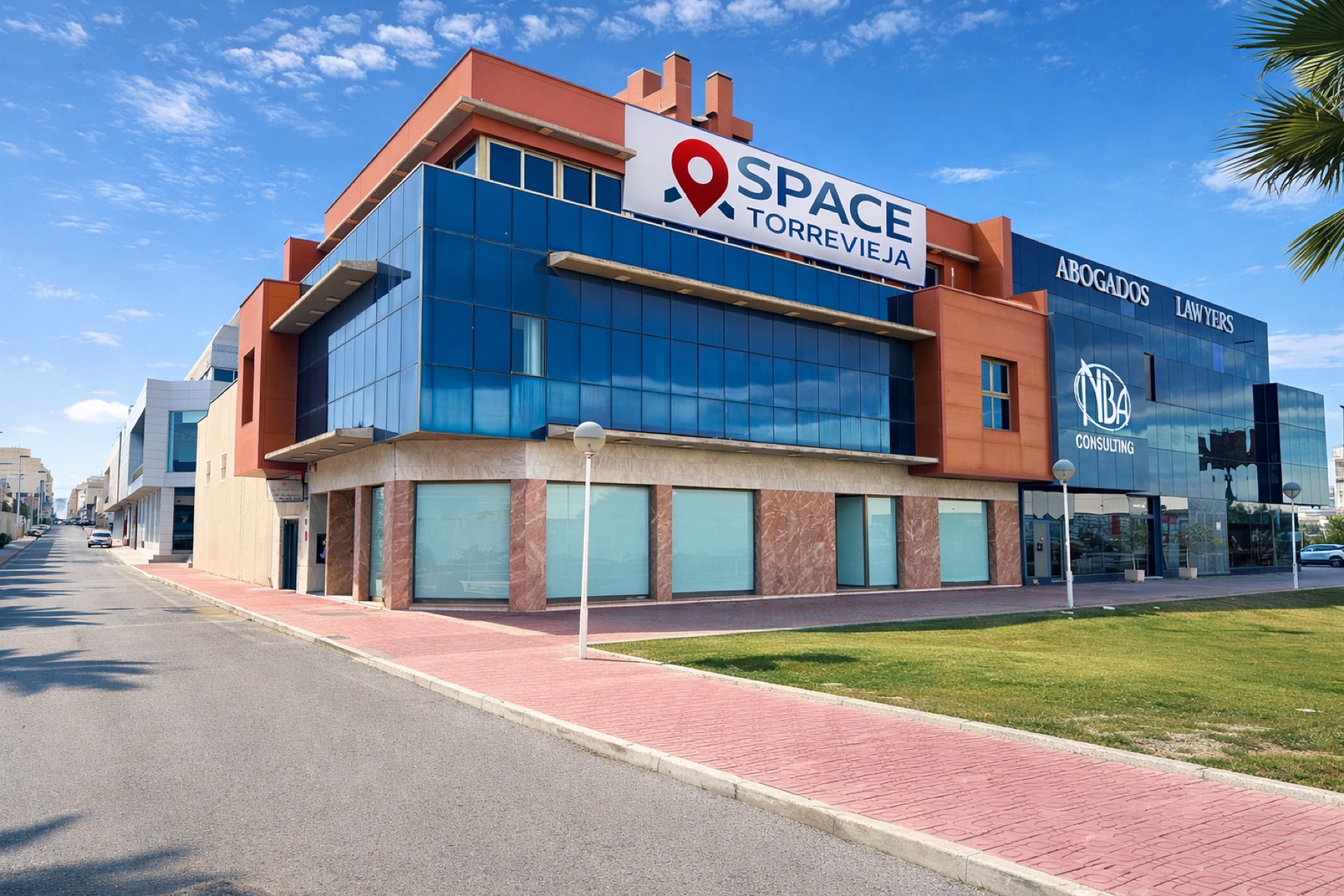 Здание Space Torrevieja